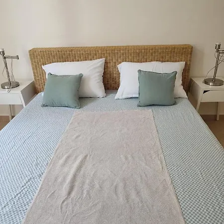 La Turquoise לינה וארוחת בוקר